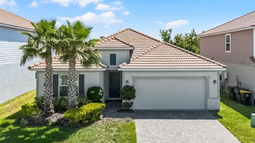 1111 Oak Bluff Dr, Davenport, FL, 33837-3688 | Card Image