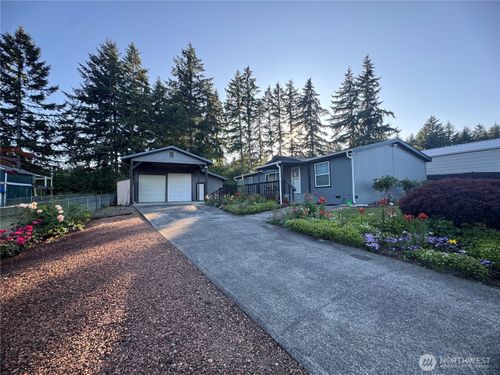 14318 Greenbelt Dr E, Bonney Lake, WA, 98391-7513 | Card Image