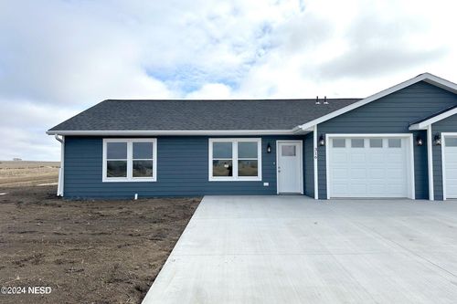316 6th St, Hayti, SD, 57241 | Card Image