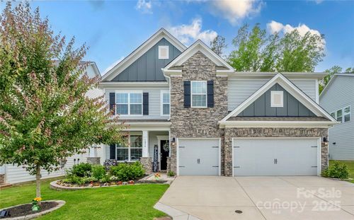 1054 Thoroughbred Dr, Iron Station, NC, 28080-9378 | Card Image