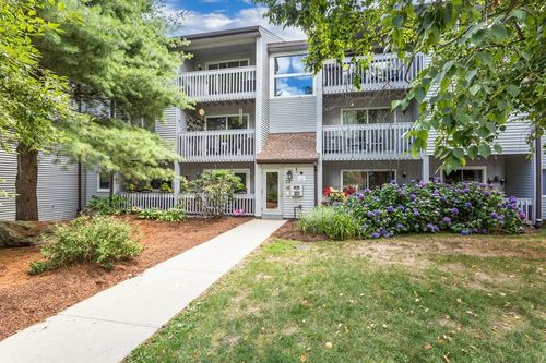 2209-2209 Franklin Crossing Rd, Franklin, MA, 02038-2946 | Card Image