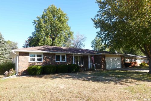 703 Pleasant Dr, Knoxville, IL, 61448-1523 | Card Image