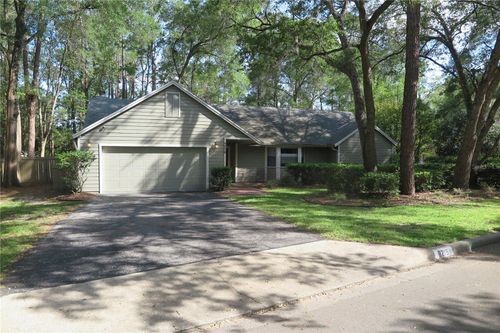 8215 47th Rd, Gainesville, FL, 32608-4479 | Card Image