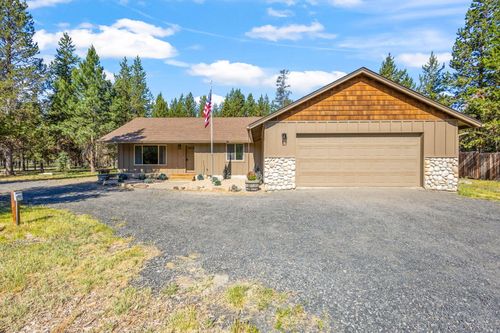 16062 Waddell Rd, La Pine, OR, 97739-9623 | Card Image