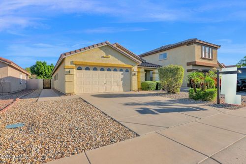 1074 E Arabian Dr, Gilbert, AZ, 85296-3009 | Card Image
