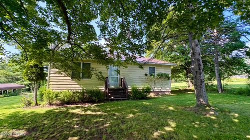 356 Cochecton Tpke, Honesdale, PA, 18431-7955 | Card Image