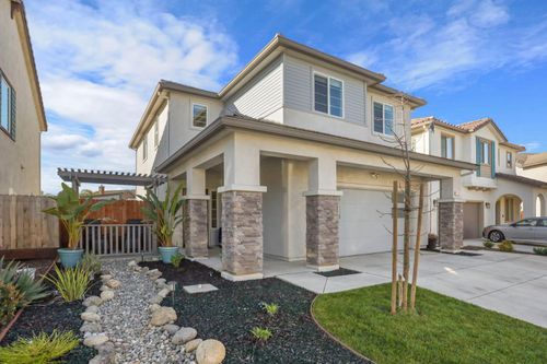 1544 Aspire Way, Modesto, CA, 95356-8007 | Card Image