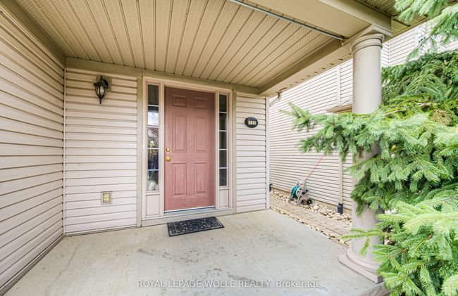 732 Grand Banks Dr, House other with 3 bedrooms, 4 bathrooms and 1 parking in Waterloo ON | Image 4