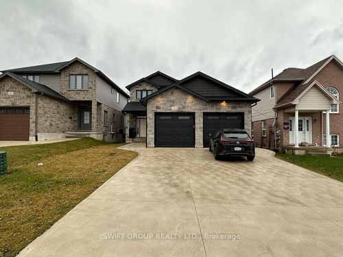 upper-1312 14th Ave E, Owen Sound, ON, N4K0A1 | Card Image