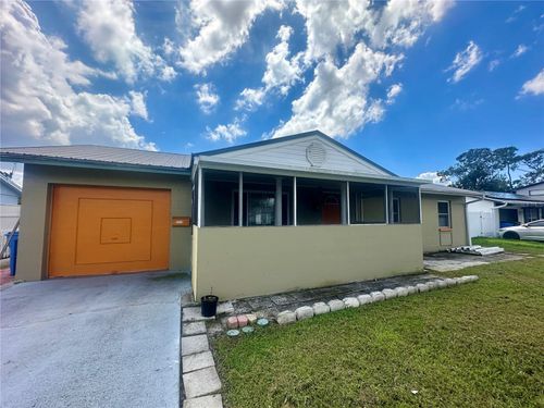 7714 W Hiawatha St, Tampa, FL, 33615-3312 | Card Image