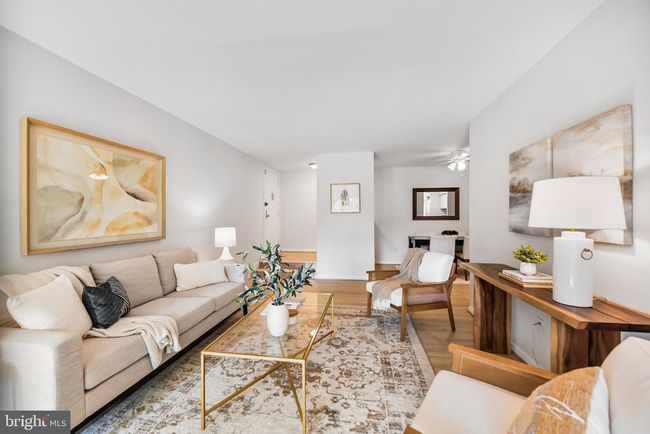 APT-228 - 11224 Chestnut Grove Sq, Condo with 2 bedrooms, 2 bathrooms and null parking in RESTON VA | Image 4