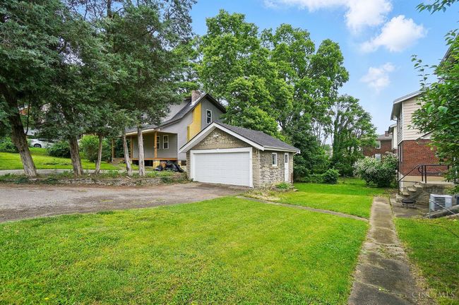 3933 Vine St, House other with 2 bedrooms, 2 bathrooms and null parking in Cincinnati OH | Image 34