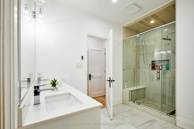 35 Heber Down Cres, House other with 5 bedrooms, 5 bathrooms and 6 parking in Whitby ON | Image 35