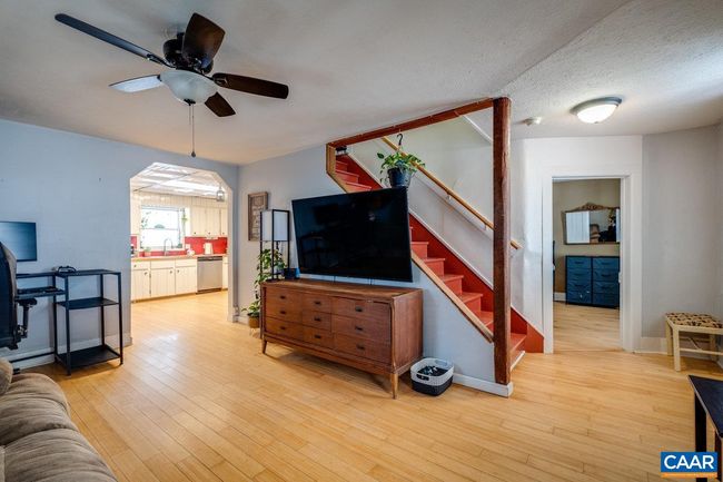 9751 Singers Glen Rd, House other with 3 bedrooms, 2 bathrooms and null parking in SINGERS GLEN VA | Image 8