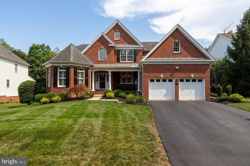 5762 Waterloo Bridge Cir, HAYMARKET, VA, 20169-8126 | Card Image