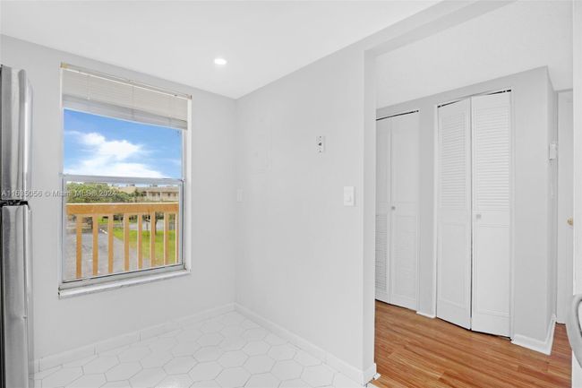 APT-302 - 6070 Nw 64 Th Ave, Condo with 2 bedrooms, 2 bathrooms and null parking in Tamarac FL | Image 5