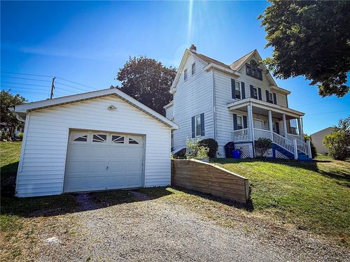 220 W Boyd Ave, Butler, PA, 16001-7102 | Card Image