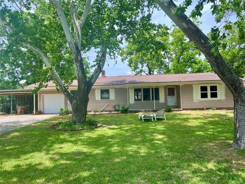 1320 Montezuma St, Columbus, TX, 78934-2119 | Card Image