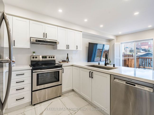 51 Luce Dr, House attached with 4 bedrooms, 4 bathrooms and 1 parking in Ajax ON | Image 15