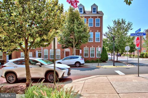 9612 Stockwell Ln, FAIRFAX, VA, 22031-6079 | Card Image