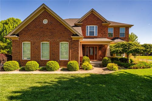 636 Brookmeade Ct, Beavercreek, OH, 45434-6293 | Card Image