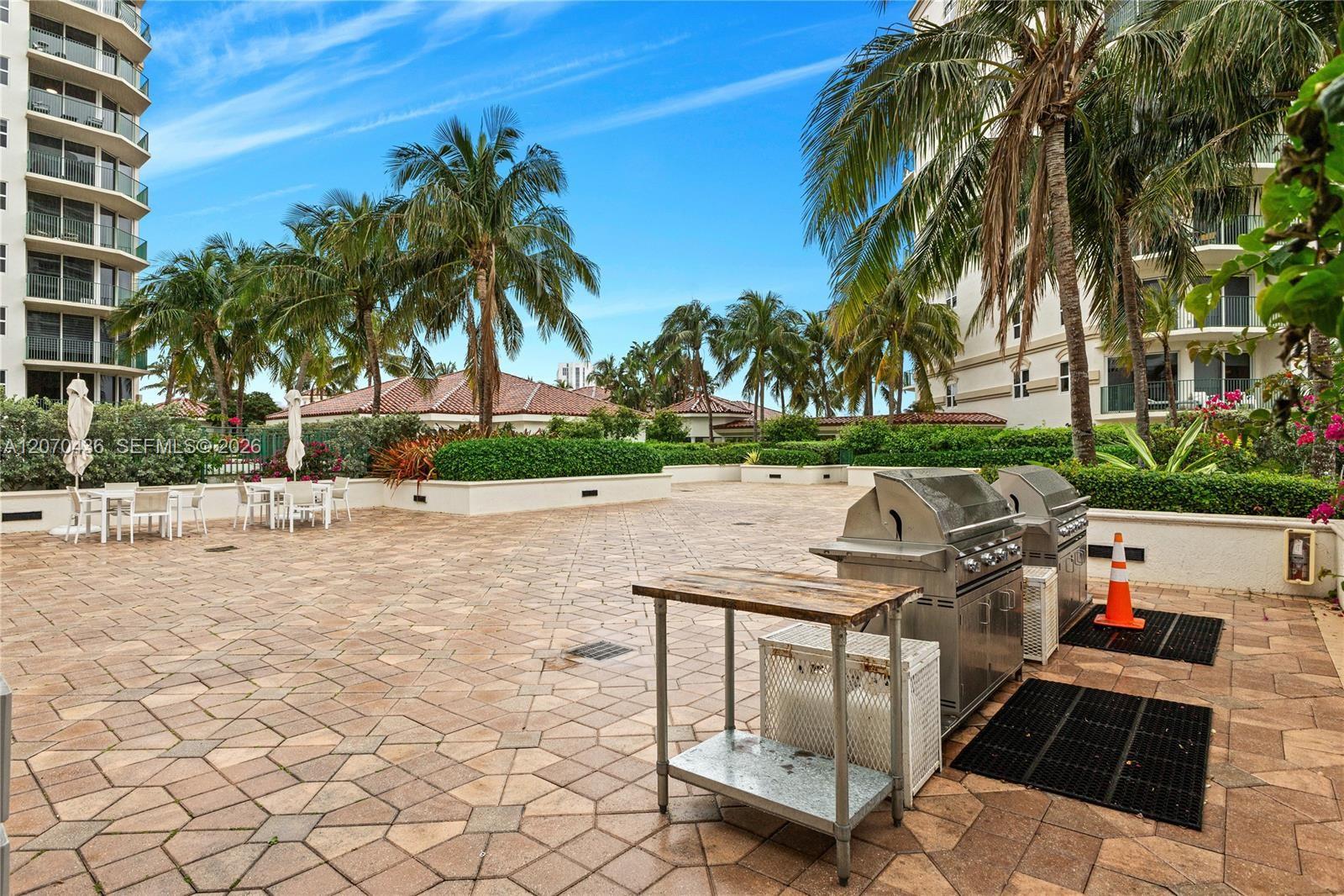 Residential in Aventura 4