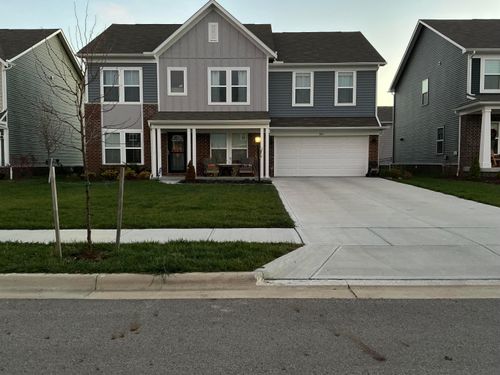 1043 Beehive Grv, Grove City, OH, 43123-3247 | Card Image