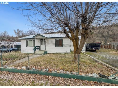 224 N Humbolt St, CanyonCity, OR, 97820 | Card Image