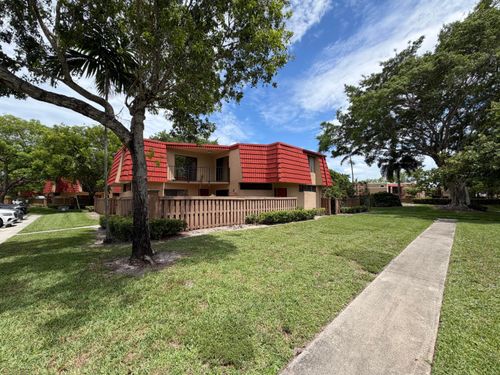 d-8273 Severn Dr, Boca Raton, FL, 33433-8350 | Card Image