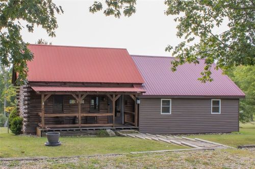 71352 Skyline Dr, Piedmont, OH, 43983-9538 | Card Image