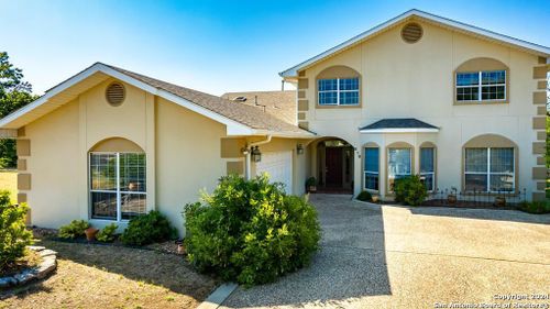 616 Rock Creek Loop, Kerrville, TX, 78028-6505 | Card Image