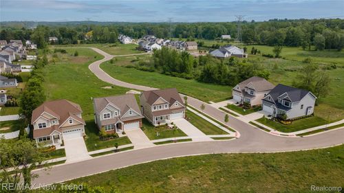 2388 Madison St, Wixom, MI, 48393 | Card Image