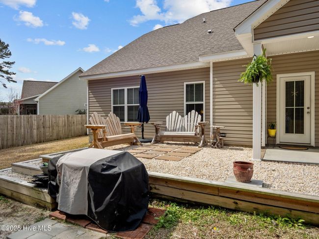 305 Big Pine Ct, House other with 3 bedrooms, 3 bathrooms and 2 parking in Hubert NC | Image 37