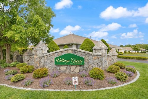 1604 Village Green Cir, Coventry, RI, 02816-2820 | Card Image