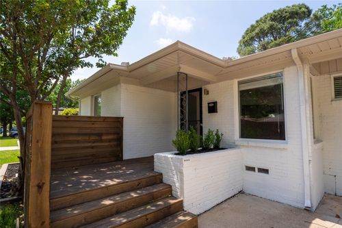 10231 Pinecrest Dr, Dallas, TX, 75228-3258 | Card Image