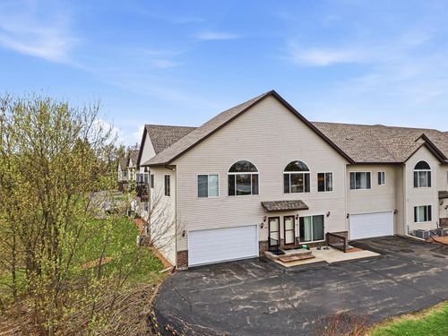 730 Cherokee Path, LAKE MILLS, WI, 53551-9575 | Card Image