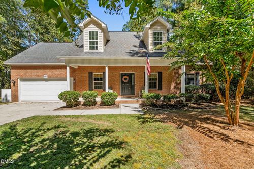 887 Thrush Dr, Vass, NC, 28394-8658 | Card Image