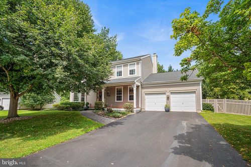 39 Chicory Ln, Pennington, NJ, 08534-1926 | Card Image