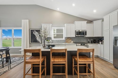 7505 Lotus Lane, Lino Lakes, MN, 55038 | Card Image