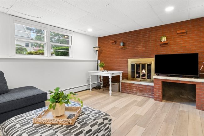 25 Summer St, House other with 4 bedrooms, 3 bathrooms and 6 parking in Nahant MA | Image 26