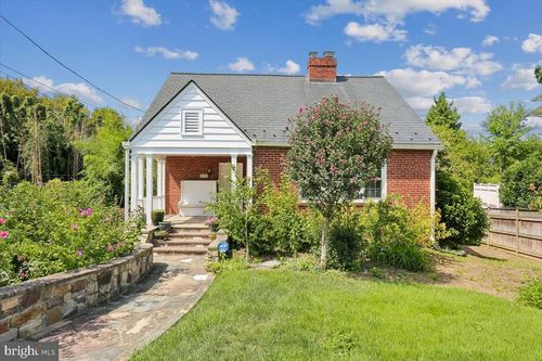 4721 N Chelsea Ln, BETHESDA, MD, 20814-3713 | Card Image