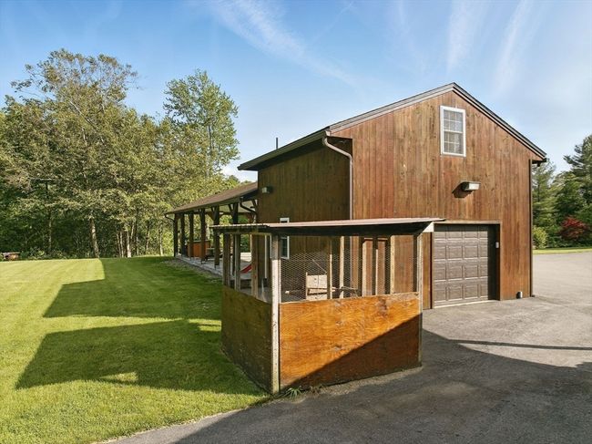4 Paddock Rd, House other with 2 bedrooms, 3 bathrooms and 25 parking in Rutland MA | Image 12