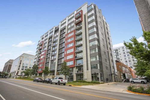 801-309 W Washington Avenue, Madison, WI, 53703 | Card Image