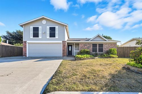 6604 Whitley Rd, Watauga, TX, 76148-2643 | Card Image