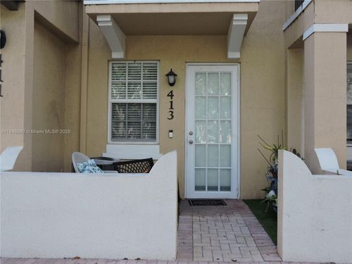 111-413 Sw 147th Ave, Pembroke Pines, FL, 33027-6100 | Card Image