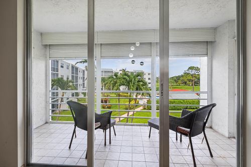 313-6850 10th Ave N, Greenacres, FL, 33467-1990 | Card Image