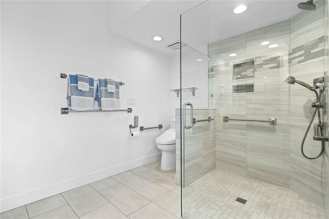 71 Tidy Island Blvd, Townhouse with 2 bedrooms, 2 bathrooms and null parking in BRADENTON FL | Image 23