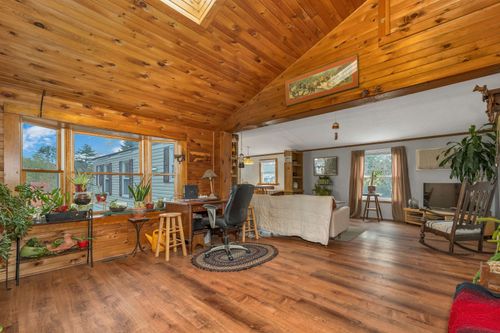 9 Duke Ln, Concord, NH, 03303-4118 | Card Image