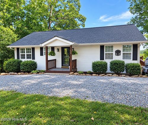 59 Huckleberry Ln, Murphy, NC, 28906-8617 | Card Image