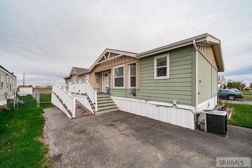 2139 N Pinewood Dr, Idaho Falls, ID, 83401-1772 | Card Image